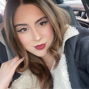 Meet your Posher, V!